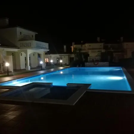 ゲストハウス Dos Principes In D'el Rey 4*